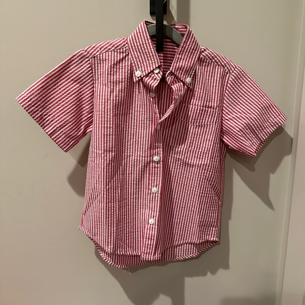 Red seersucker shirt size 6 boys